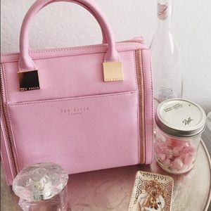 💕TED BAKER 'TARIA BOWLER' HANDBAG💕